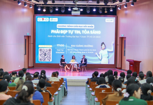Khăn ướt vệ sinh Orchy cùng chuyên gia thực hiện chuỗi sự kiện “Phái đẹp tự tin toả sáng” tại nhiều trường đại học- Ảnh 4. Khăn ướt vệ sinh Orchy cùng chuyên gia thực hiện chuỗi sự kiện “Phái đẹp tự tin toả sáng” tại nhiều trường đại học- Ảnh 4.