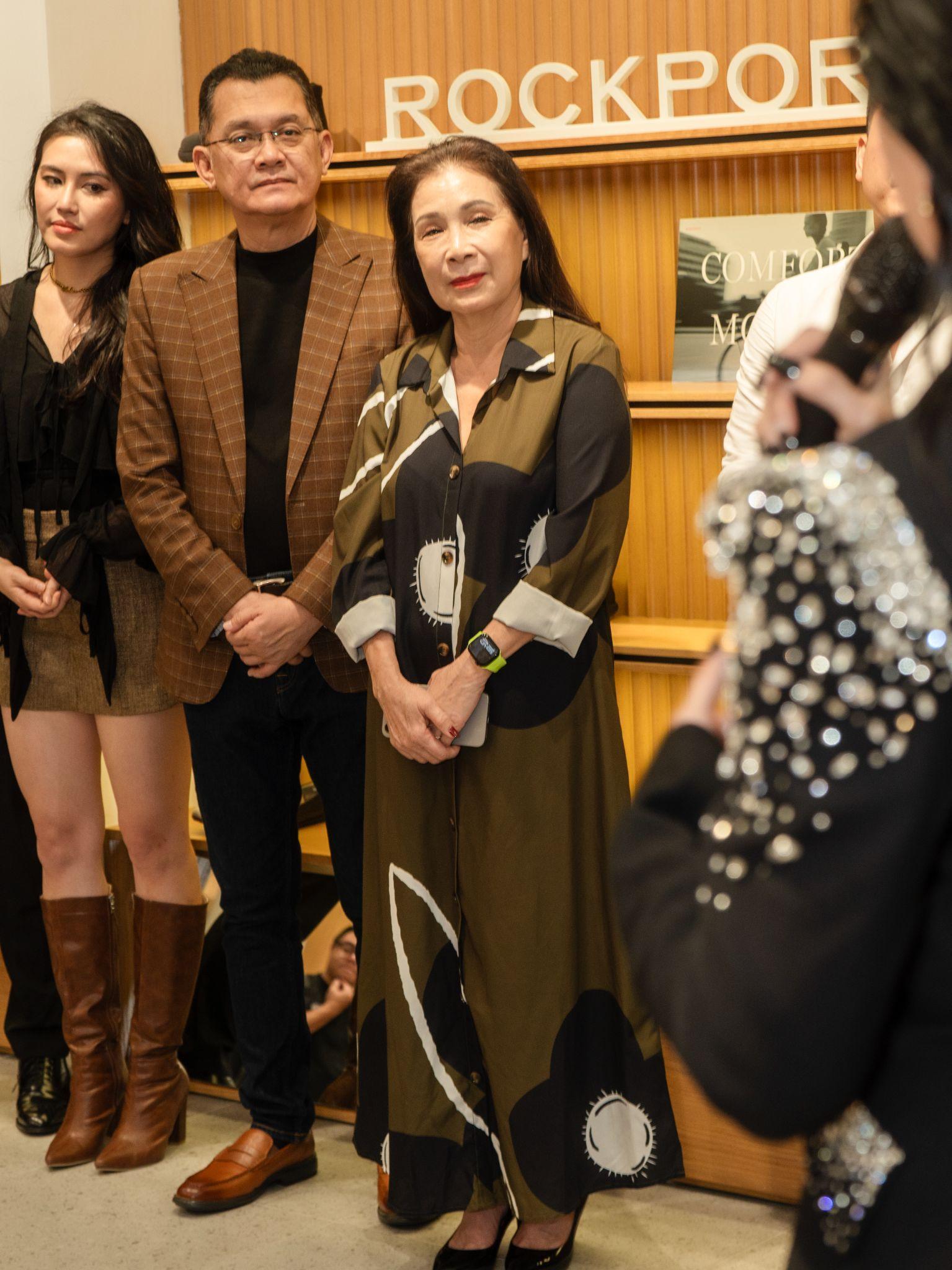 NSND Kim Xuân, NSƯT Hữu Châu, MC Liêu Hà Trinh, NTK Phan Đăng Hoàng và những khoảnh khắc đáng nhớ cùng ROCKPORT!- Ảnh 3. NSND Kim Xuân, NSƯT Hữu Châu, MC Liêu Hà Trinh, NTK Phan Đăng Hoàng và những khoảnh khắc đáng nhớ cùng ROCKPORT!- Ảnh 3.