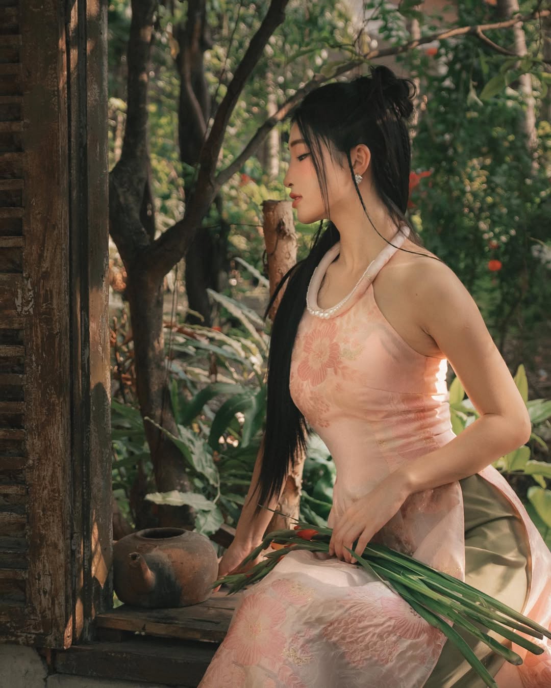 Phương Nhi diện áo dài đẹp “rụng rời”, thần thái Phương Nhi diện áo dài đẹp “rụng rời”, thần thái