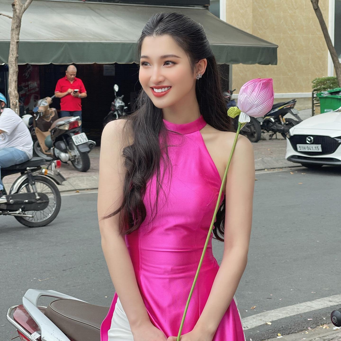 Phương Nhi diện áo dài đẹp “rụng rời”, thần thái Phương Nhi diện áo dài đẹp “rụng rời”, thần thái