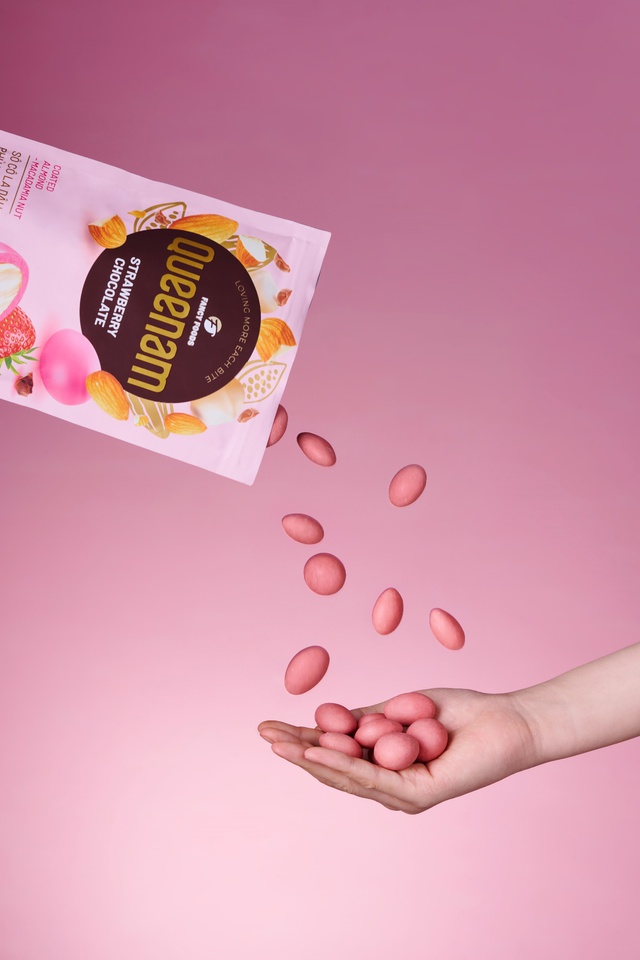 Sô cô la Queenam - Hương vị độc đáo dành riêng cho Gen Z- Ảnh 1. Sô cô la Queenam - Hương vị độc đáo dành riêng cho Gen Z- Ảnh 1.