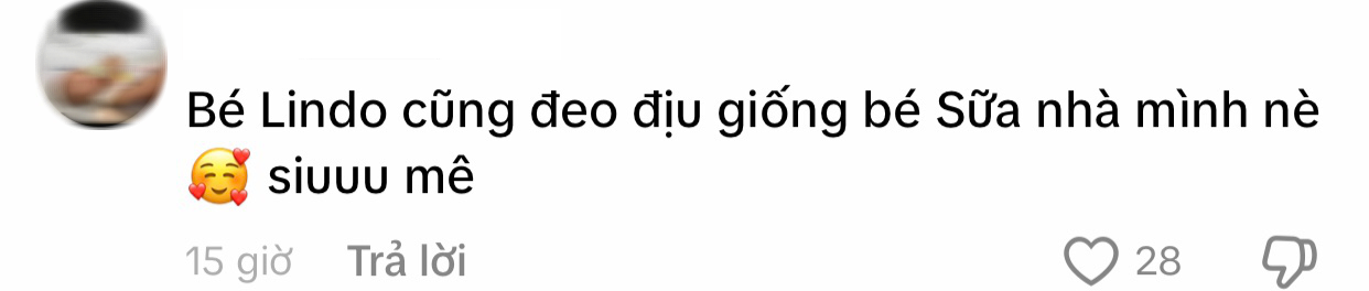Vợ Quang Hải chăm con trai ngay tại SVĐ, 1 thứ trên người Chu Thanh Huyền lọt vào camera khiến dân tình ngạc nhiên- Ảnh 6. Vợ Quang Hải chăm con trai ngay tại SVĐ, 1 thứ trên người Chu Thanh Huyền lọt vào camera khiến dân tình ngạc nhiên- Ảnh 6.