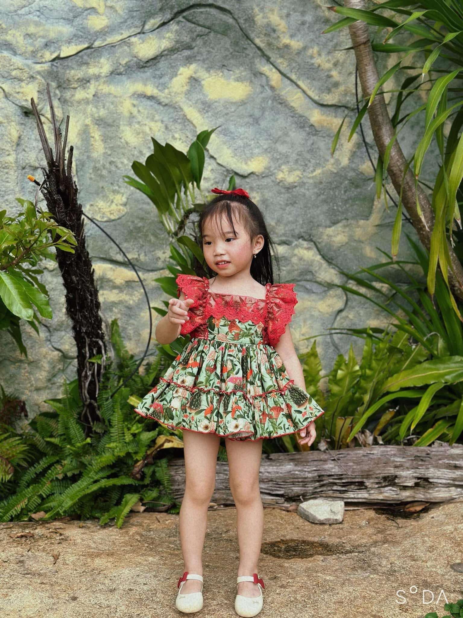 Một thương hiệu váy mẹ nào có con gái cũng sẽ mê, cứ diện là trendy, sẵn sàng chi tiền triệu để sở hữu- Ảnh 6. Một thương hiệu váy mẹ nào có con gái cũng sẽ mê, cứ diện là trendy, sẵn sàng chi tiền triệu để sở hữu- Ảnh 6.