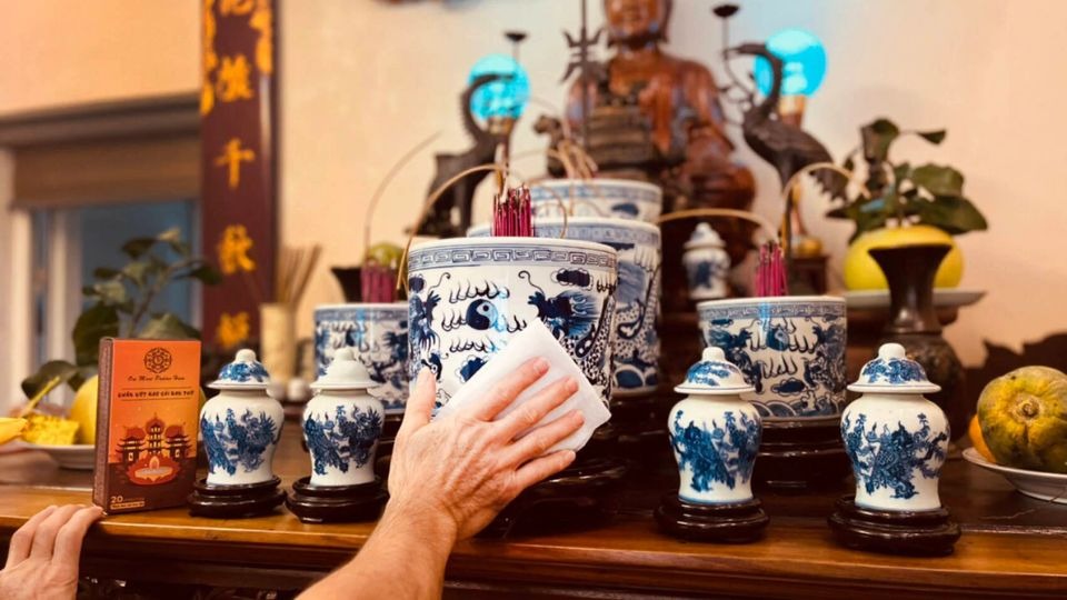 Nhắc nhở mọi người: 4 cách chống nồm ẩm trên bàn thờ mà KHÔNG làm bề trên phật ý- Ảnh 5. Nhắc nhở mọi người: 4 cách chống nồm ẩm trên bàn thờ mà KHÔNG làm bề trên phật ý- Ảnh 5.