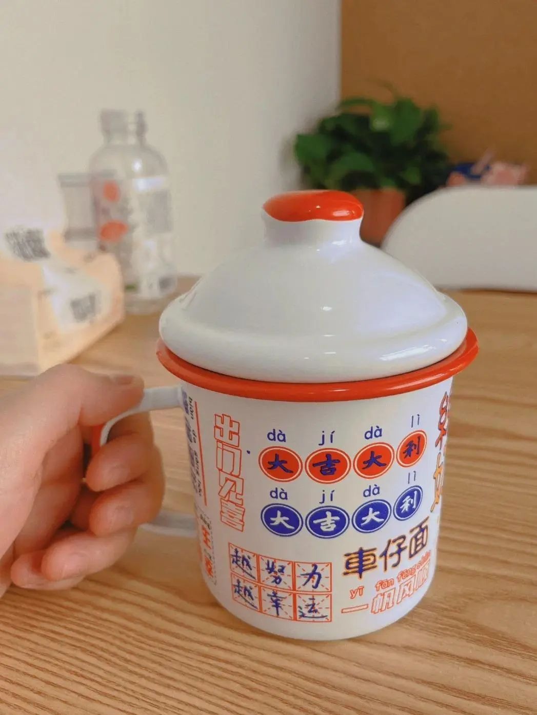 Nước đựng trong 6 loại cốc này thì đừng dại mà uống: Ảnh hưởng sức khỏe còn Nước đựng trong 6 loại cốc này thì đừng dại mà uống: Ảnh hưởng sức khỏe còn