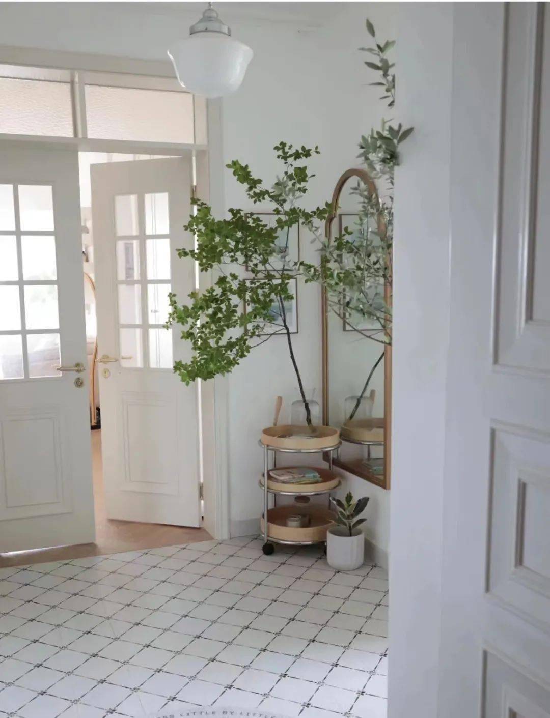 Sau 5 năm tiết kiệm, cô gái độc thân 27 tuổi đã sở hữu được căn hộ 78m² Sau 5 năm tiết kiệm, cô gái độc thân 27 tuổi đã sở hữu được căn hộ 78m²
