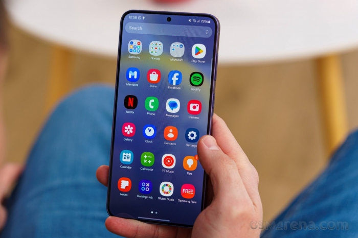 Galaxy S24 Plus fullbox giảm khủng chục triệu, smartphone xịn màn to giá rẻ ‘chặt đẹp’ iPhone 15 Plus galaxy s24 plus fullbox giam khung chuc trieu smartphone xin man to gia re chat dep iphone 15 plus 7